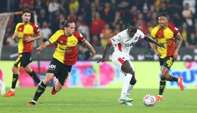 ARCA ÇORUM FK, GÖZTEPE DEPLASMANINDAN PUAN ÇIKARAMADI: 0-2